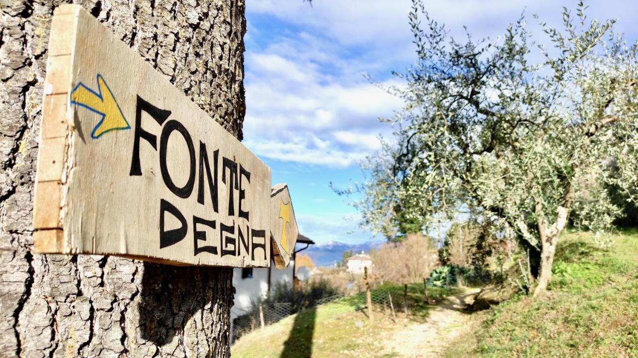 Fonte Degna - Alloggio e Sito Storico Citerna Esterno foto